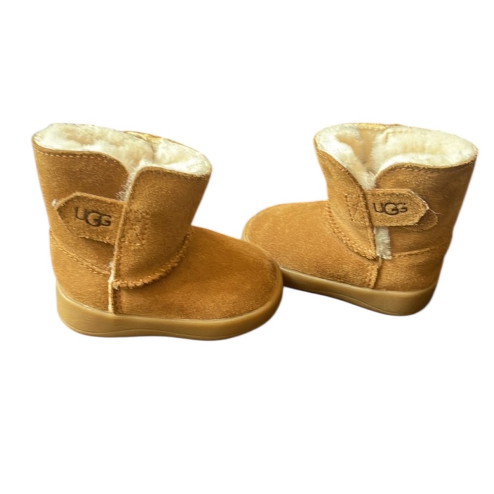 UGG baby